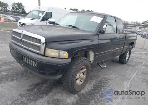 1997 Dodge Ram 1500 St из США, поврежденный, VIN 3B7HF13Z7VG810522